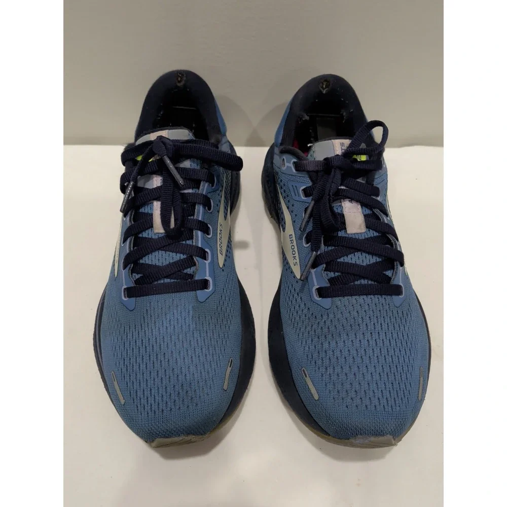 Brooks Adrenaline GTS 22 Womens Size 8.5 Running Shoes Blue/purple/nightlife
